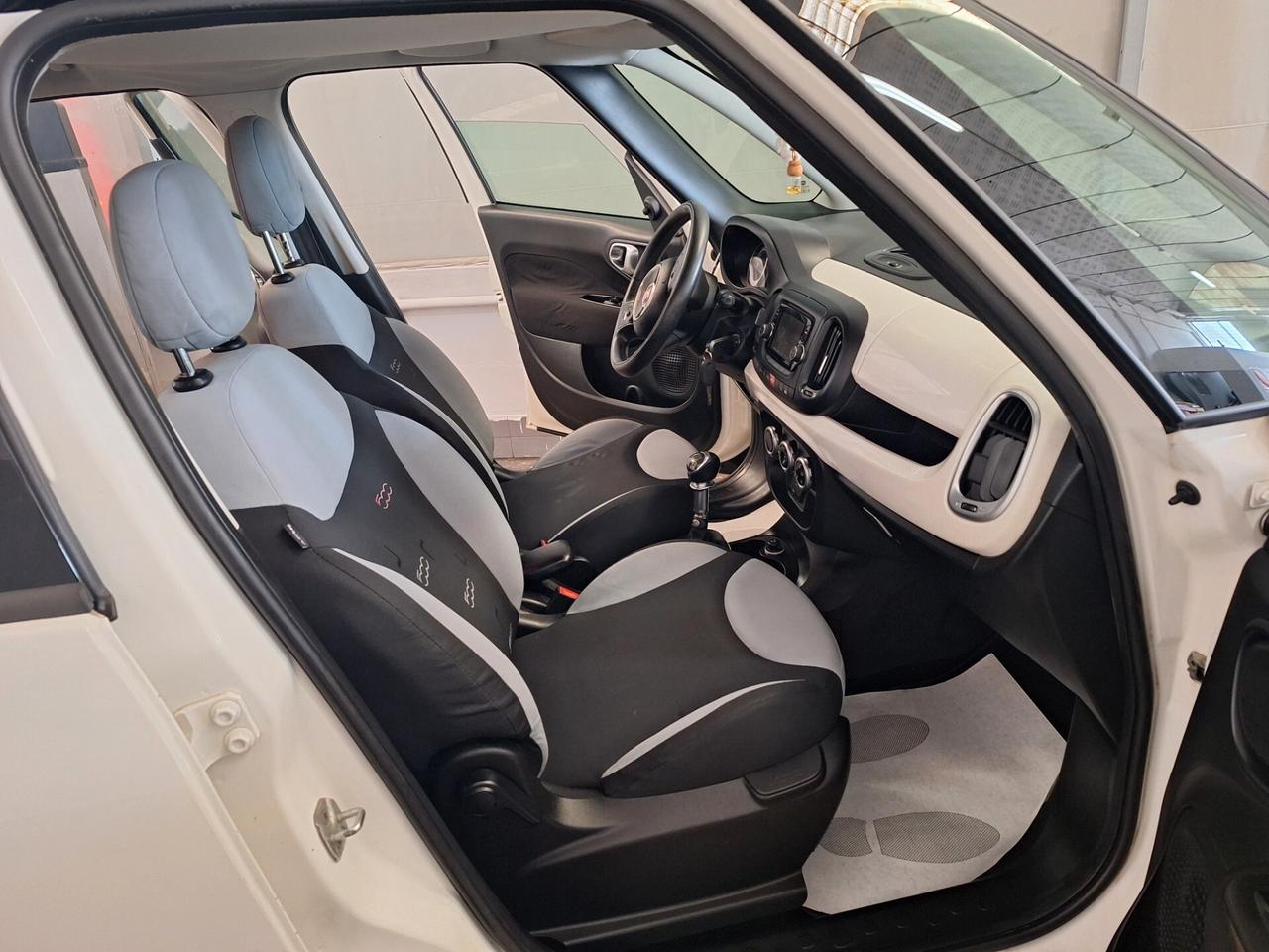 Fiat 500L 1.4 95 CV Pop Star €6 UNICOPROPIETARIO KM 105.000KM NEOPATENTATI