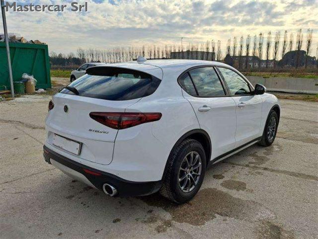 ALFA ROMEO Stelvio Stelvio 2.2 t rwd 160cv auto - targa GD887TE -