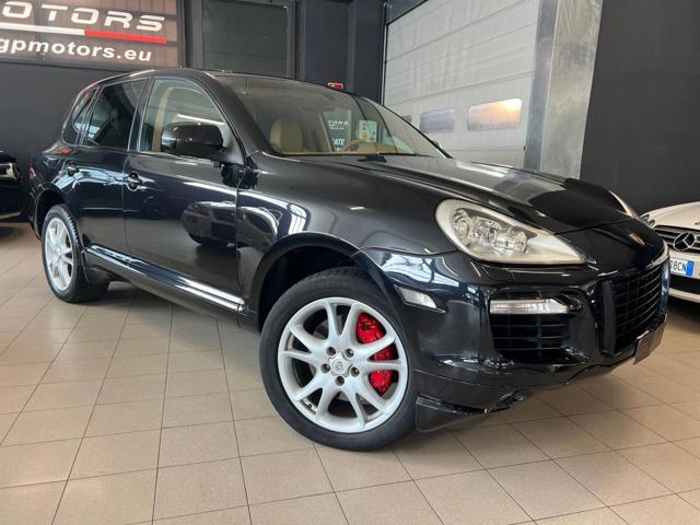 PORSCHE Cayenne 4.8 Turbo