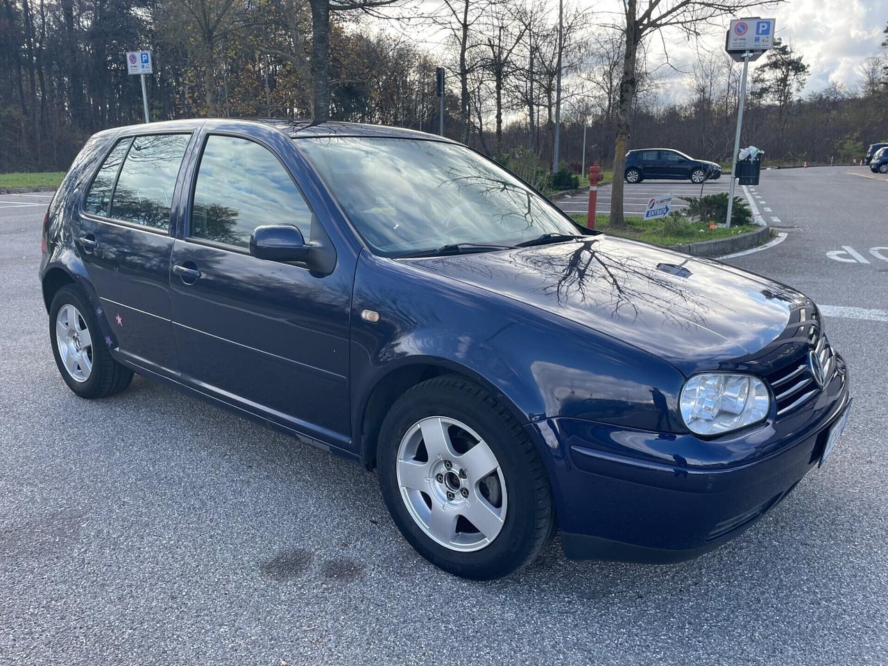 Volkswagen Golf 1.6 cat 5 porte Comfortline*Neopatentati*Cerchi*