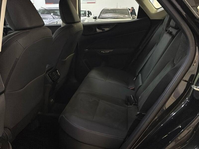 Lexus NX Hybrid Business 4WD