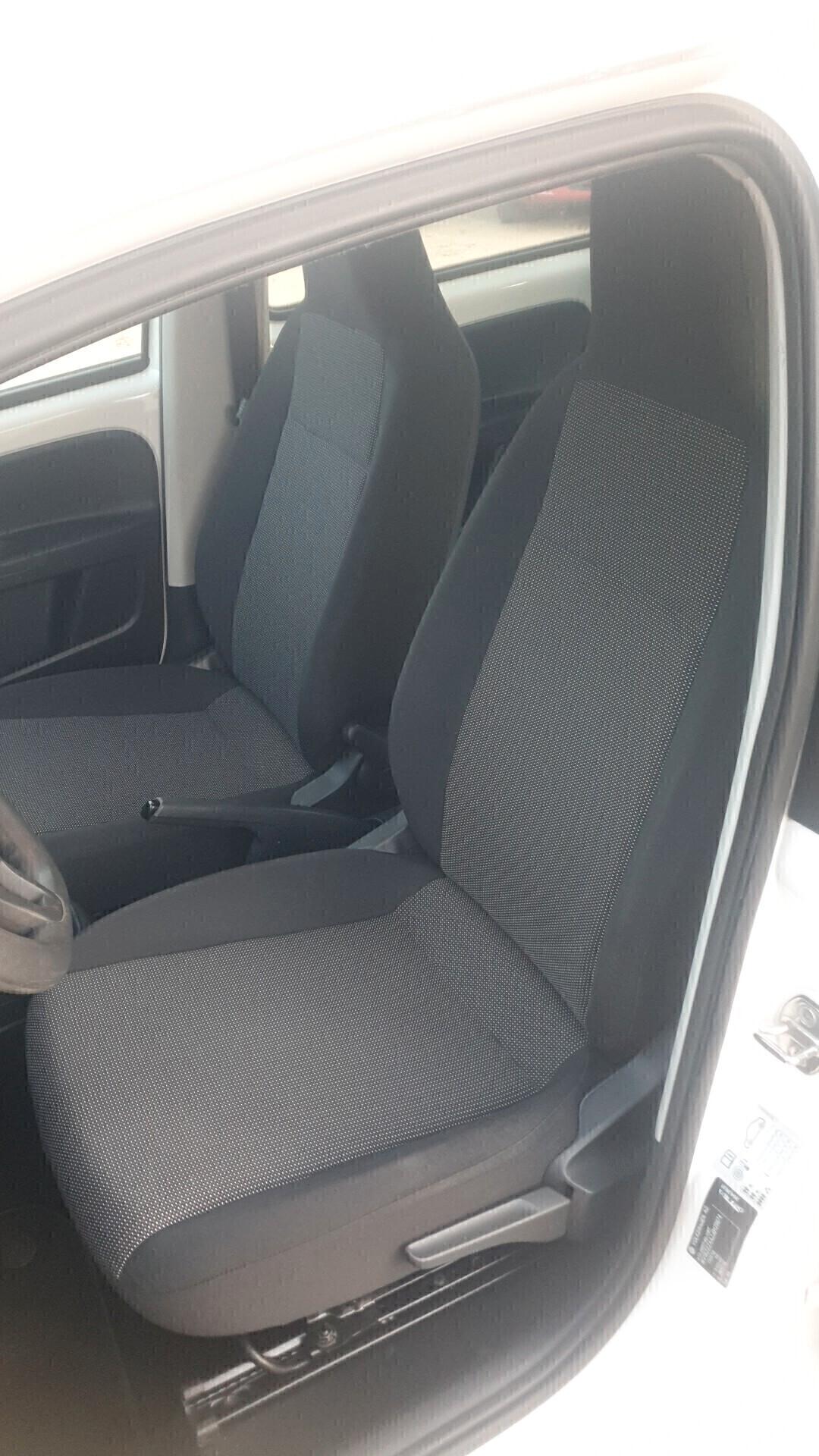 Volkswagen up! Up 2017