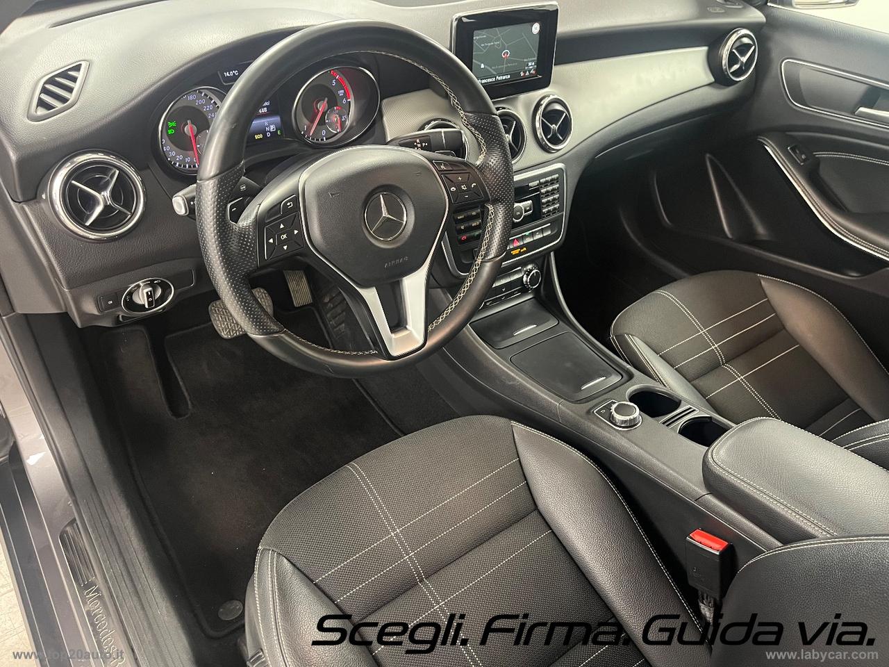 MERCEDES-BENZ GLA 200 CDI Automatic Sport