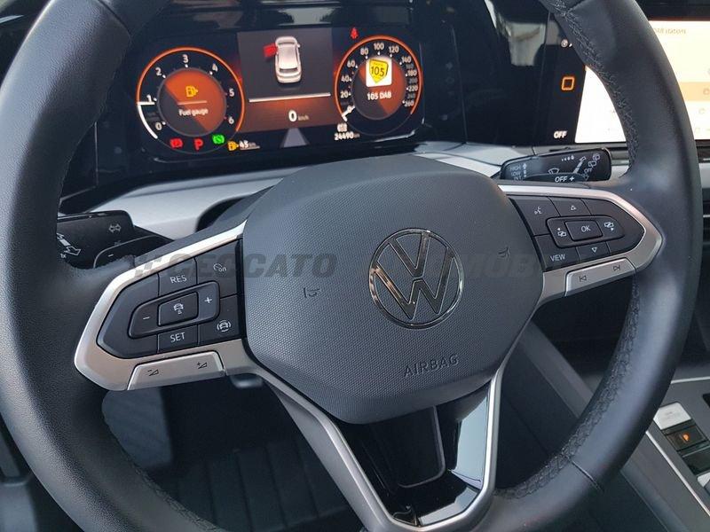 Volkswagen Golf VIII 2020 2.0 tdi Life 115cv dsg