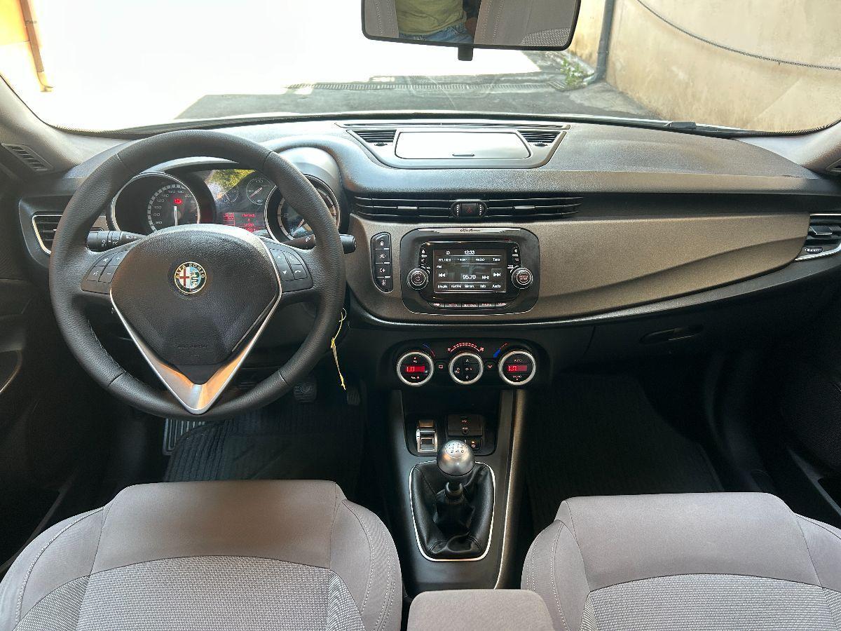 ALFA ROMEO - Giulietta - 1.6 JTDm-2 105 CV Distinctive