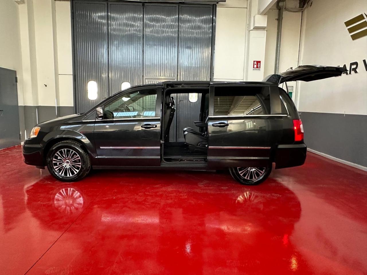 Lancia Voyager 2.8 Turbodiesel S 177 CV