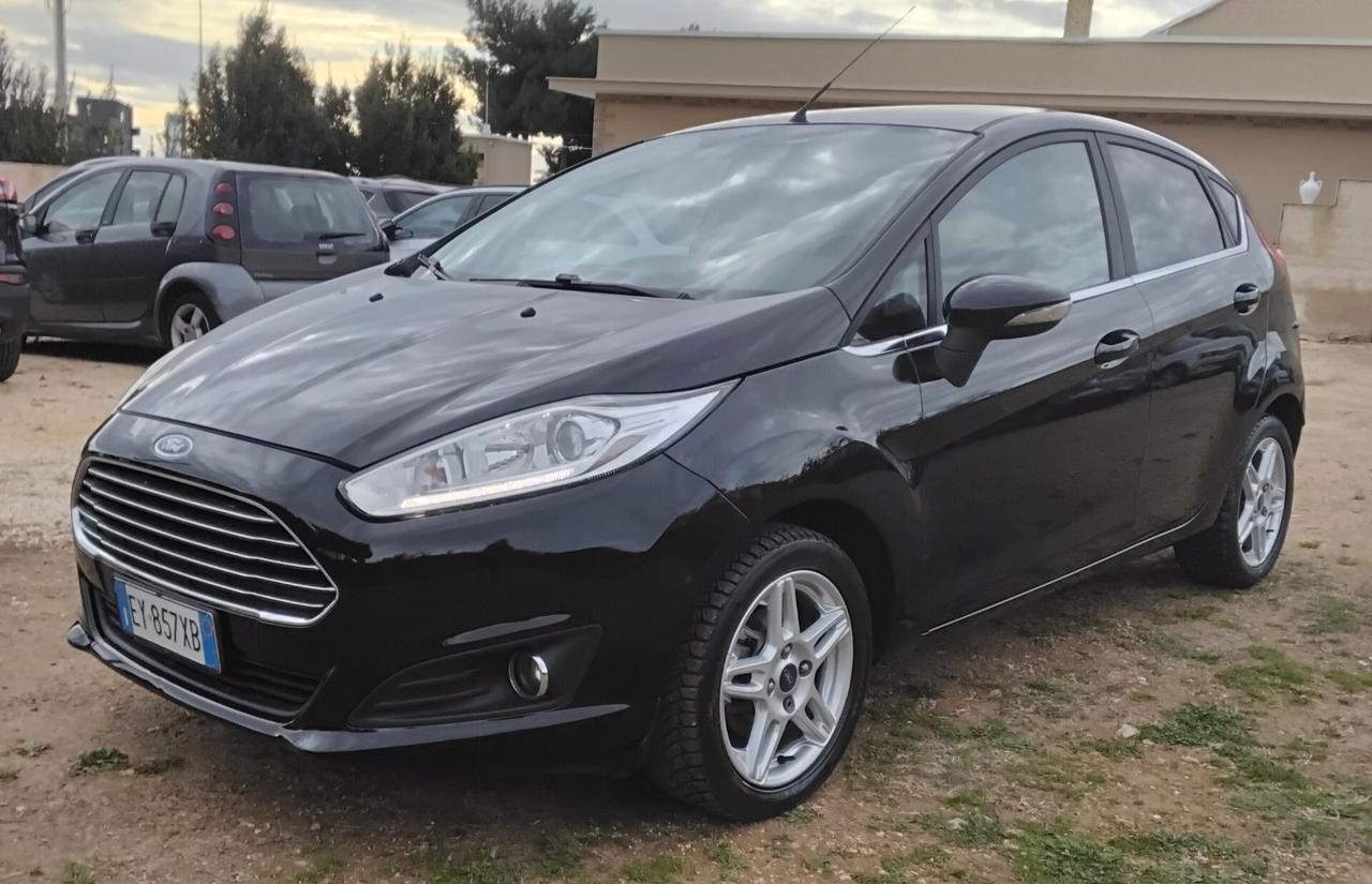 Ford Fiesta 1.4 5p. Bz.- GPL Titanium