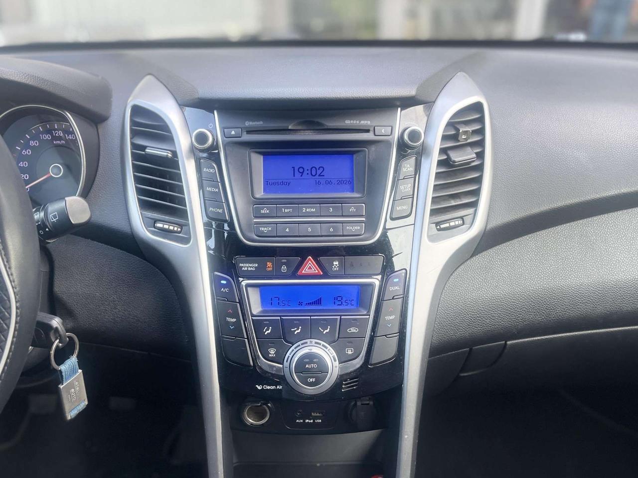 Hyundai i30 1.6 Diesel 110CV E5 Neo - 2012