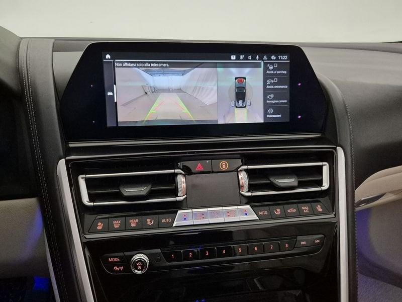 BMW Serie 8 G14 2018 Cabrio Diesel 840d Cabrio xdrive Individual Composition MSport a