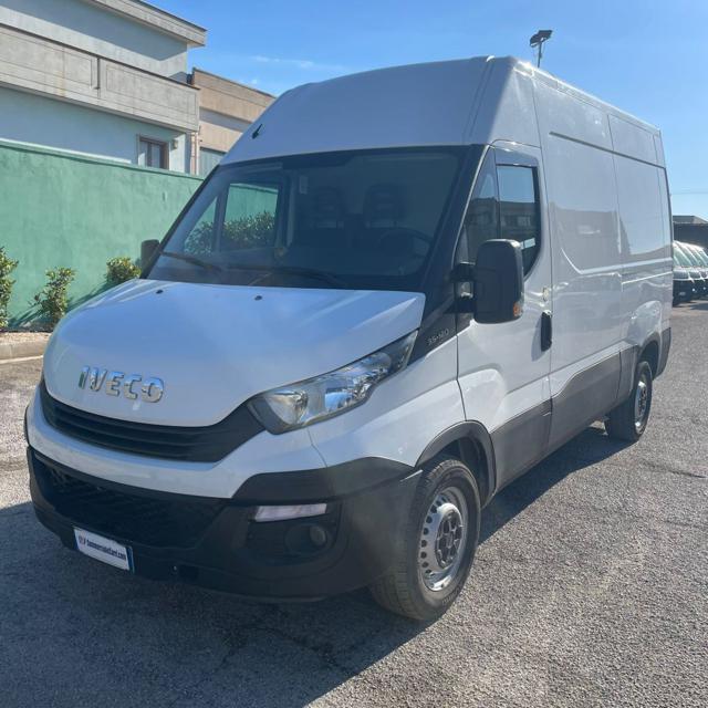 IVECO DAILY 35S12 VH2 FURG.P.MEDIO/CORTO 3 PTI-2019