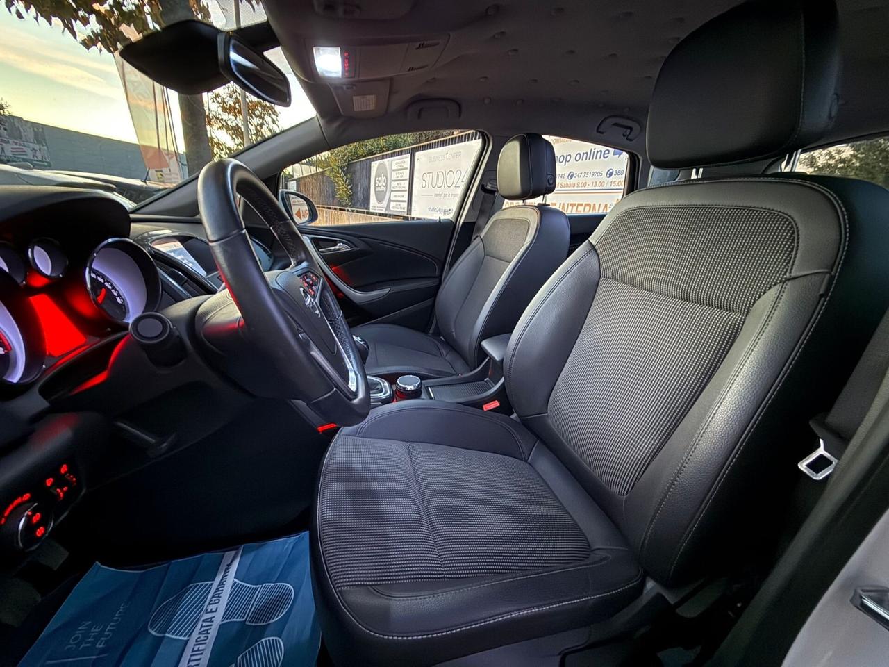 Opel Astra 1.4 TURBO KM. 66.000!