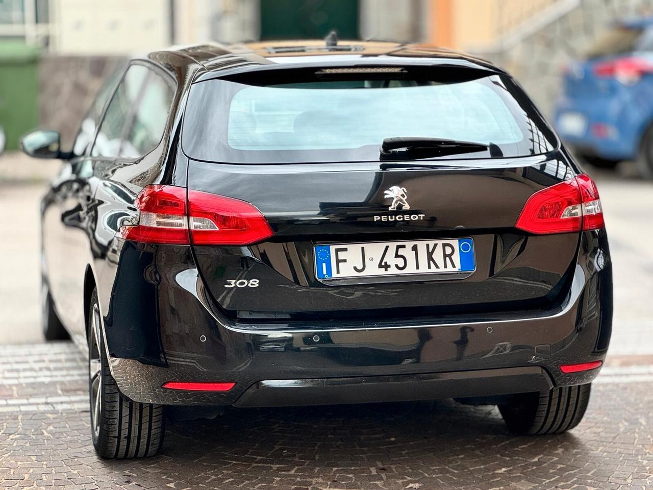 Peugeot 308 BlueHDi 120 S&S SW Allure