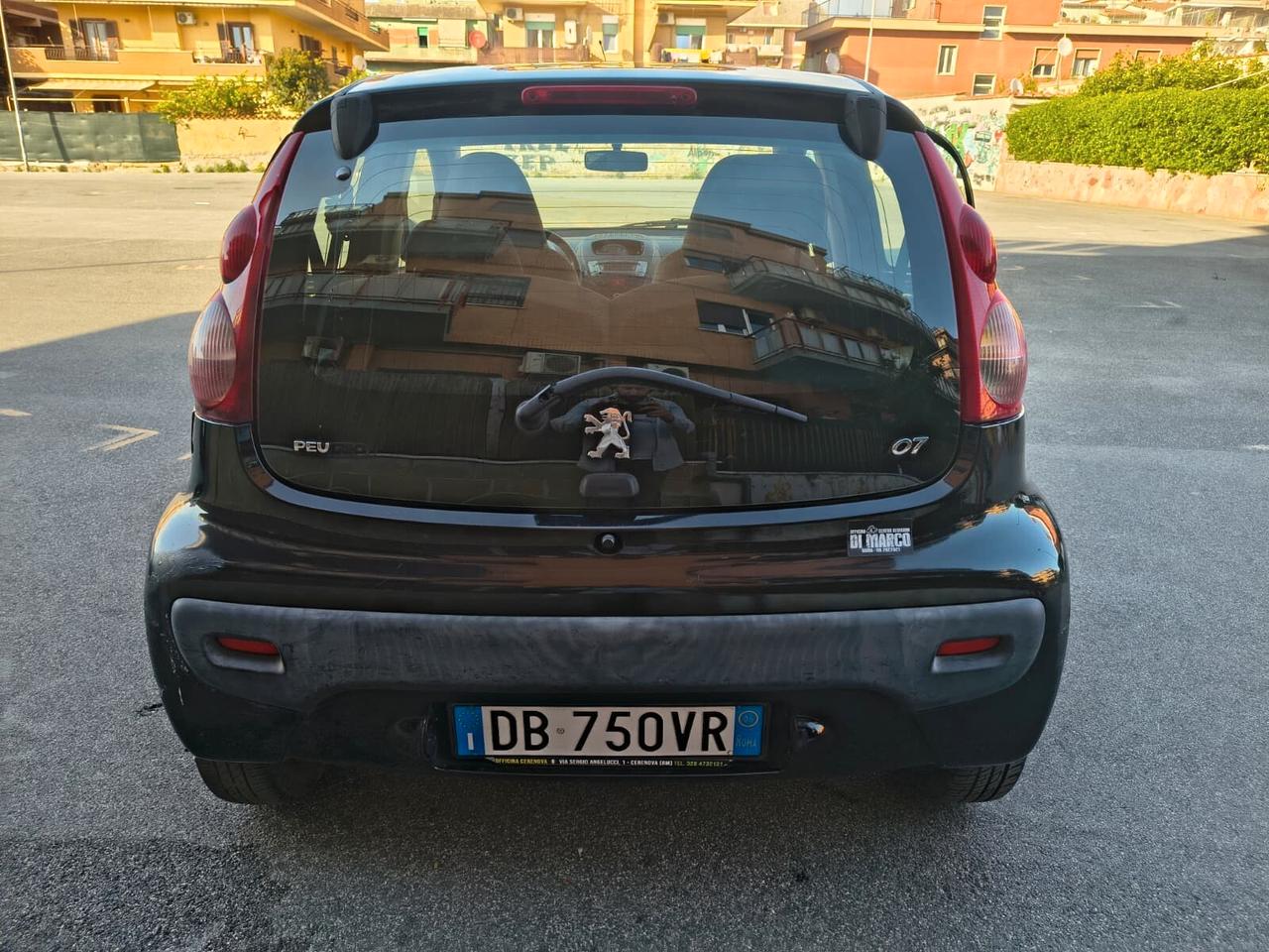 Peugeot 107 AUTOMATICA BENZINA NEOPATENTATI