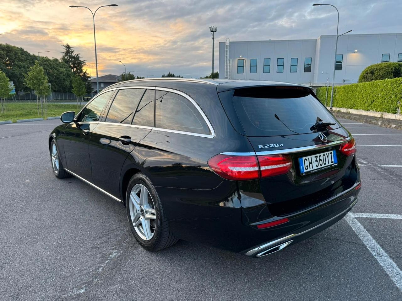 Mercedes-benz E 220 d S.W. Auto Business Sport