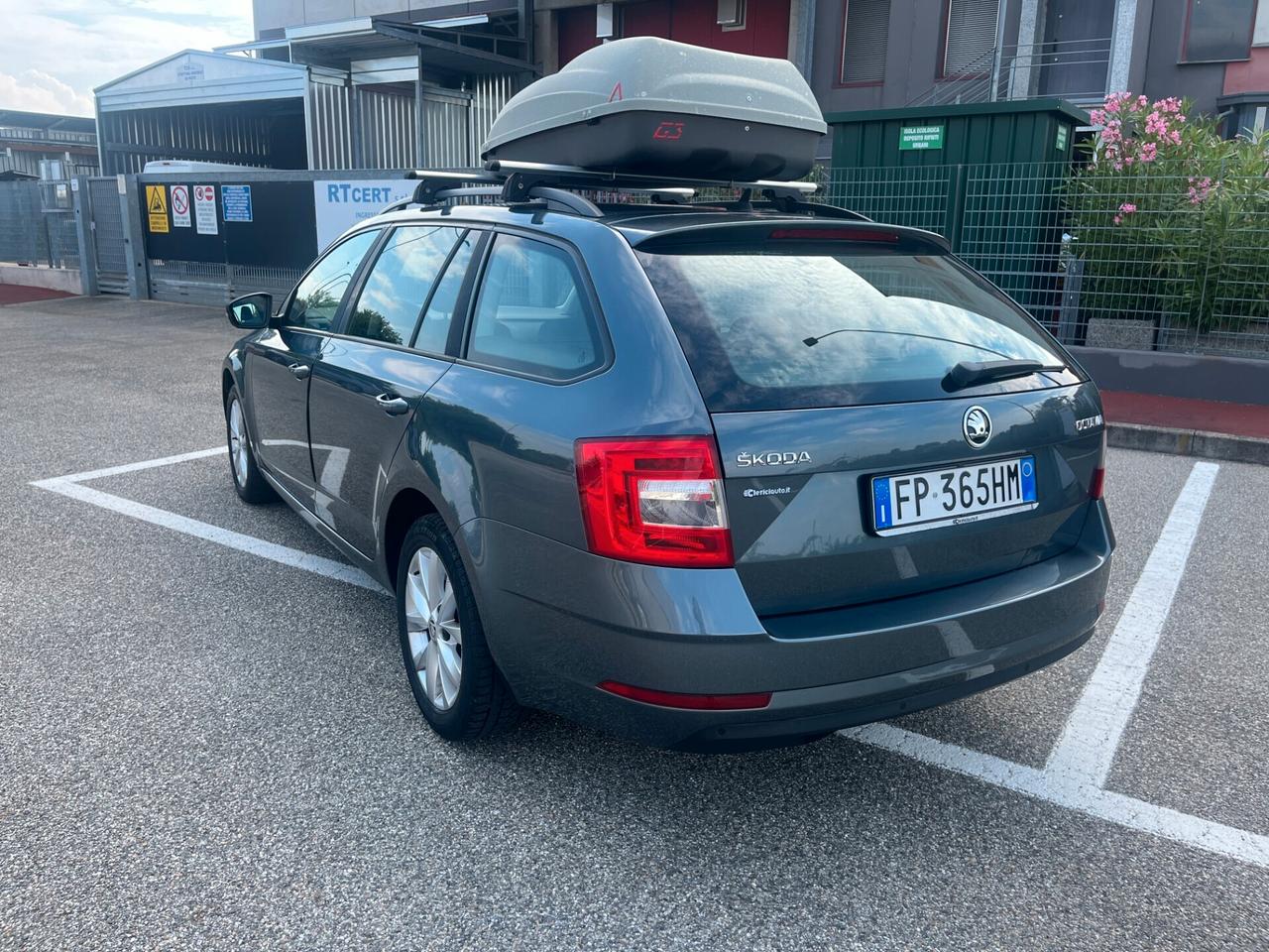 Skoda Octavia 1.6 TDI CR 115 CV Wagon Executive EURO6B