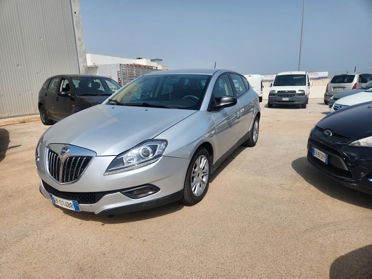 Lancia Delta 1.6 MJT DPF 105 CV Gold