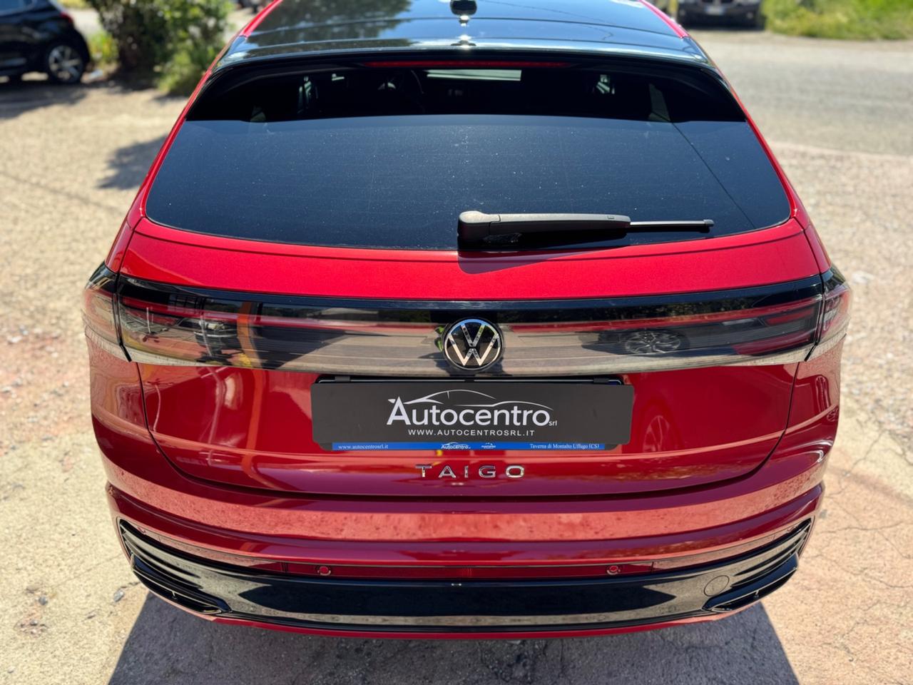 Volkswagen Taigo 1.0 TSI 110 CV R-Line NEOPATENTATI