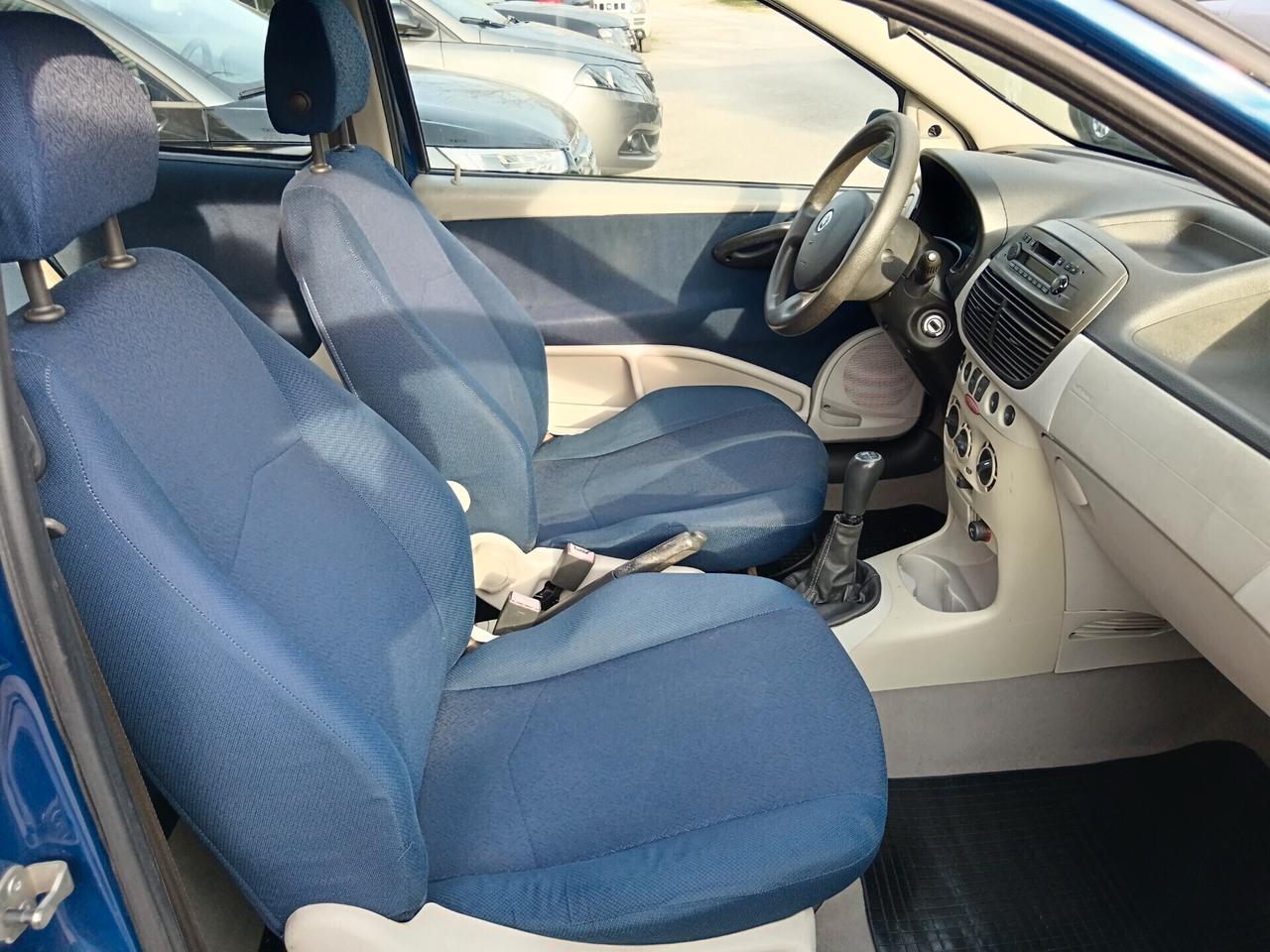 Fiat Punto 1.3 MJT 70CV 3 PORTE NEOPATENTATI