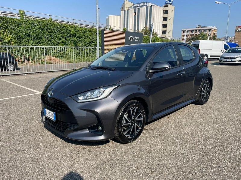 Toyota Yaris Hybrid Trend MY22