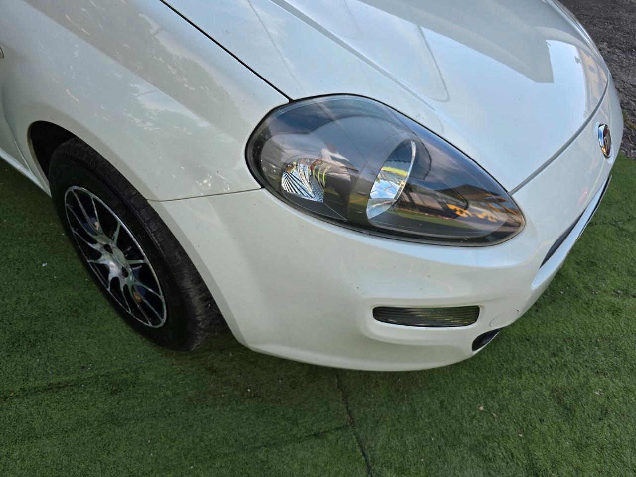 Fiat Punto Evo 1.4BZ/GPL 77CV GPL FINO 2032 NEOP -2012