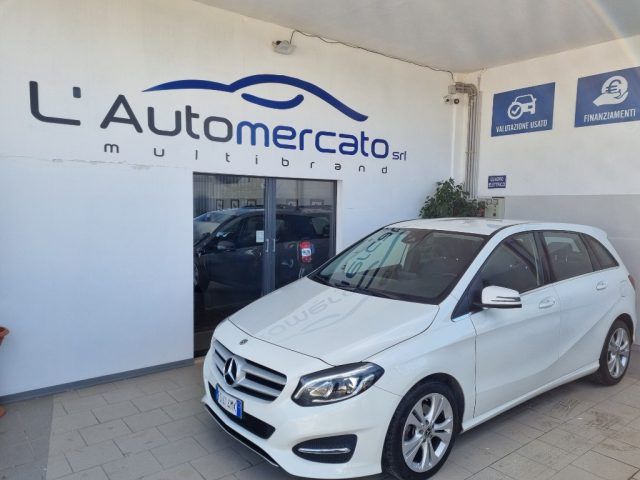 MERCEDES-BENZ B 200 d Automatic Premium