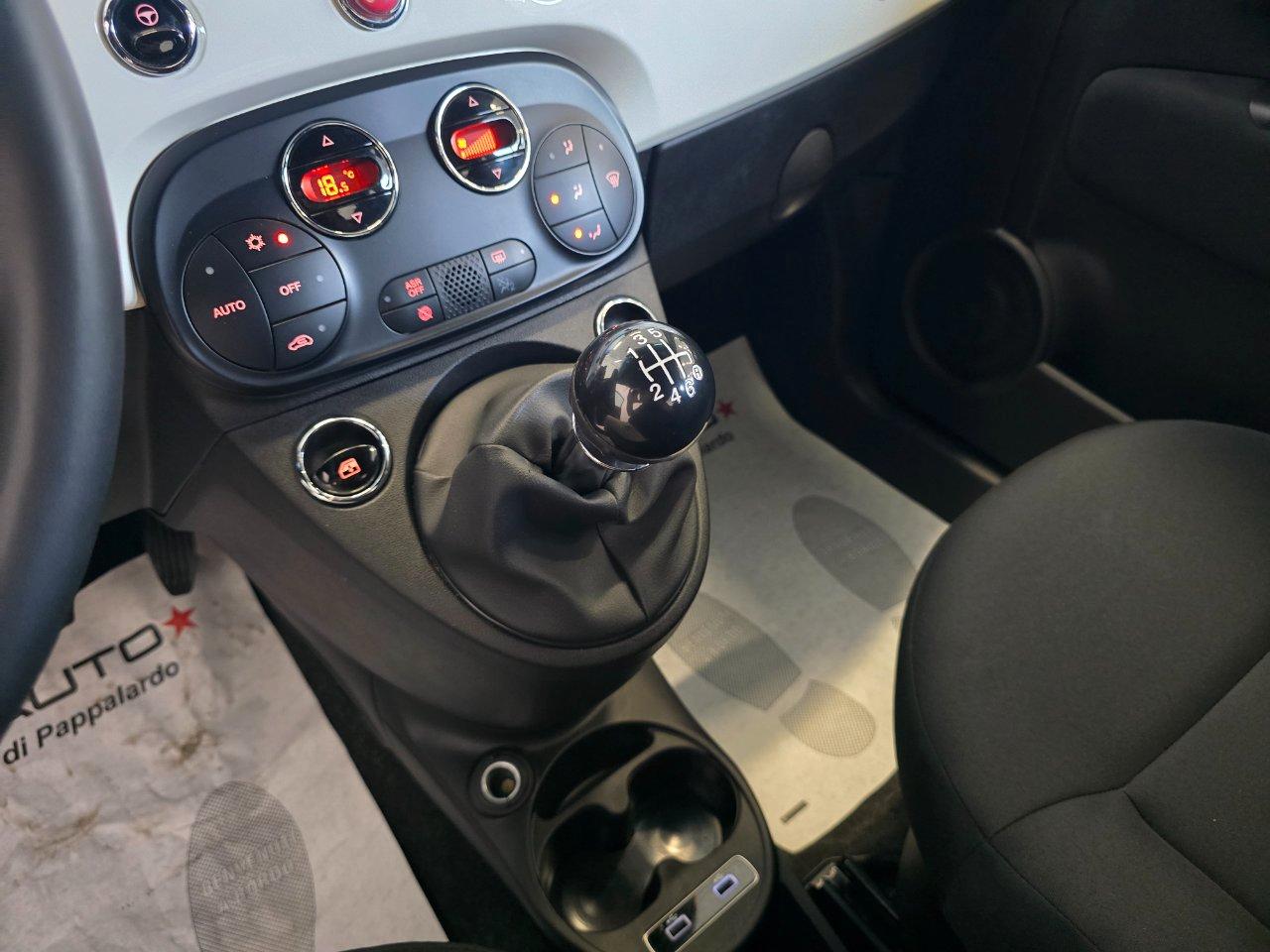 Fiat 500 1.0 hybrid Connect 70cv