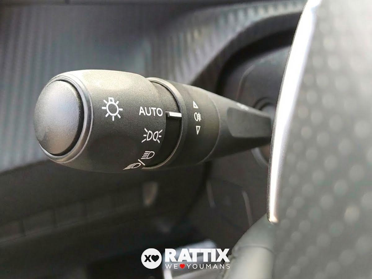 Peugeot 208 1.2 Hybrid 136CV GT e-DCS6