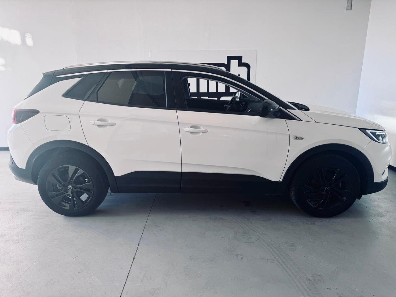 Opel Grandland X 1.5 diesel Ultimate GARANZIA FINO A 3 ANNI!!!!