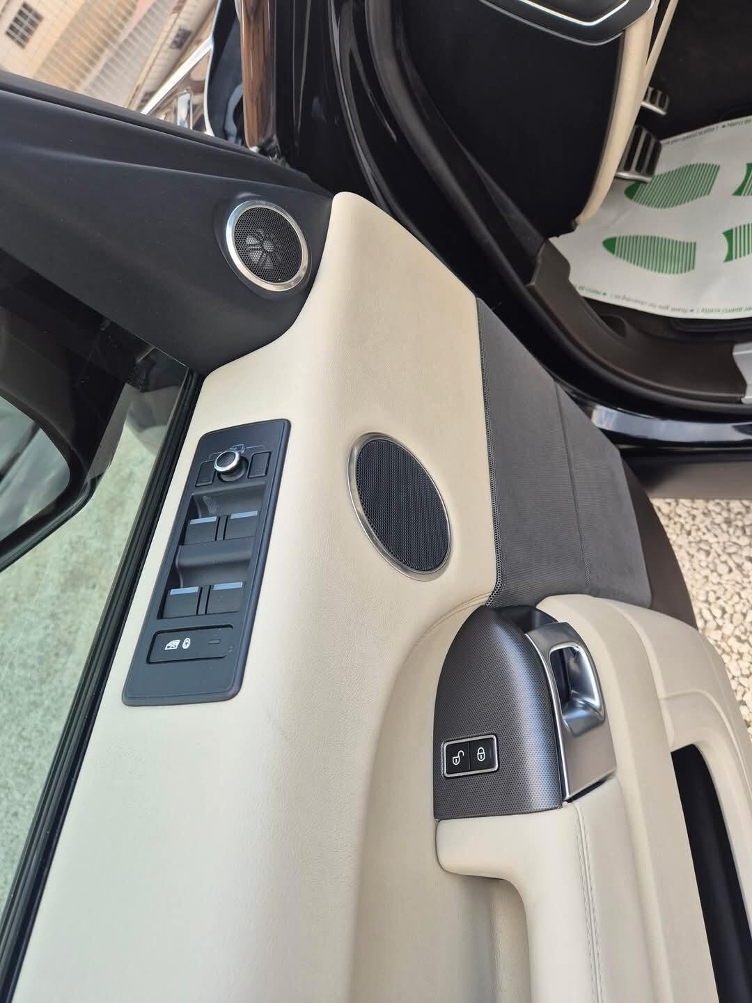Land Rover Range Rover Sport Range Rover Sport 3.0 TDV6 HSE