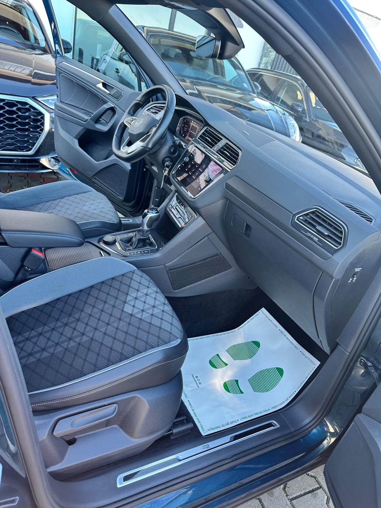 Volkswagen Tiguan 2.0 TDI 200 CV SCR DSG 4MOTION R-Line