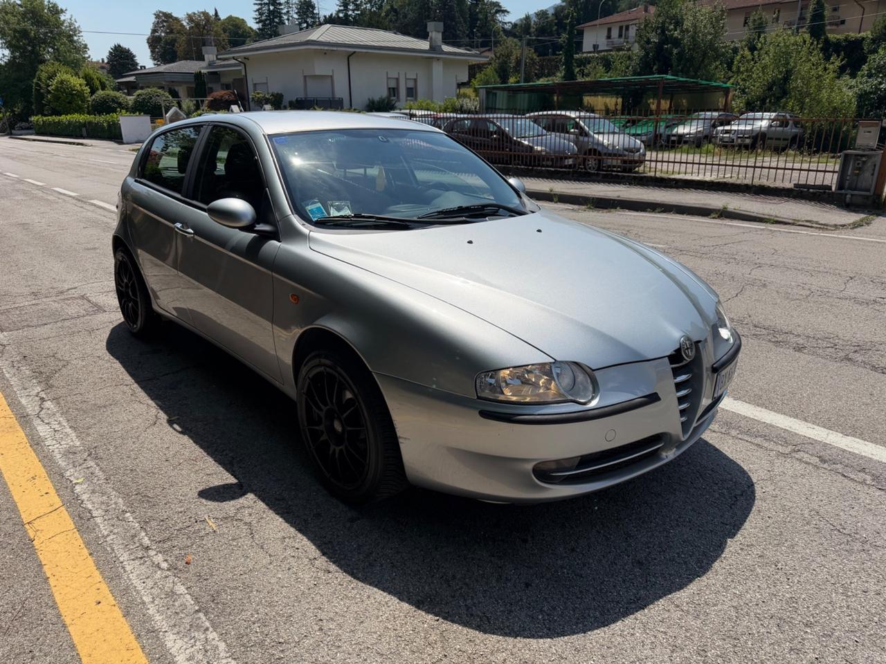 Alfa Romeo 147 1.6i 16V T.S. (105 CV) cat 5p. Connect