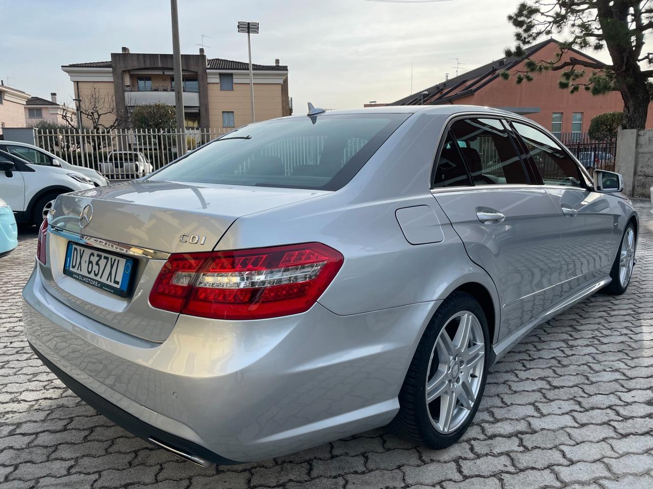 Mercedes-benz E 350 CDI AMG XENON NAVI PELLE HARMAN KARDON