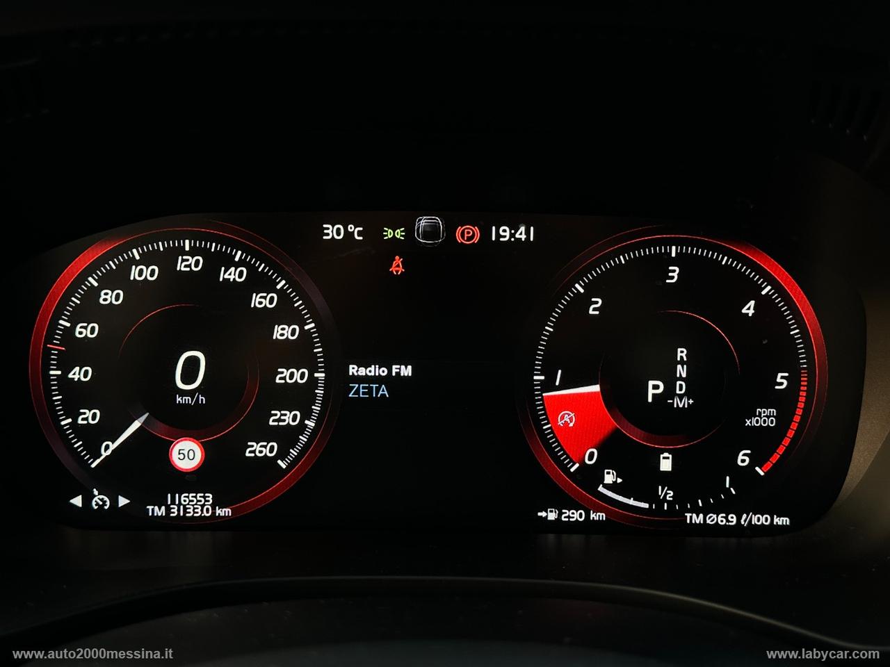 VOLVO XC60 B4 GEARTRONIC MOMENTUM IBRIDO DIESEL/ELETTTICO