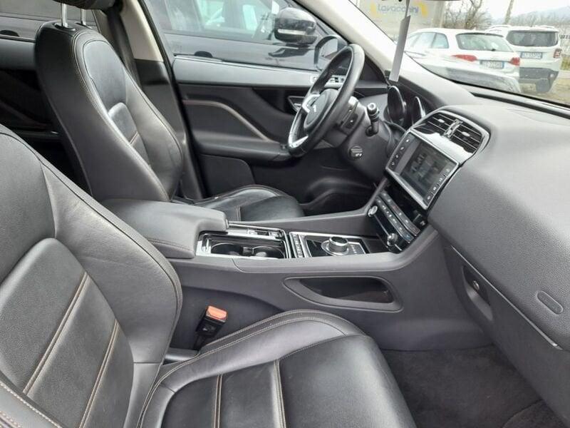 Jaguar F-Pace F-Pace 2.0 D 180 CV aut. Portfolio