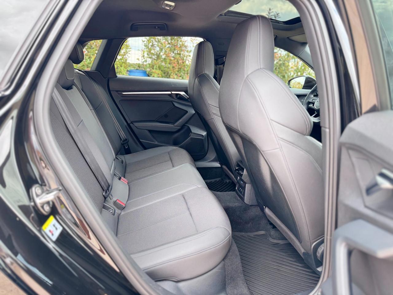 Audi A3 SPB 2.0 TDI 150cv S line Tetto*Led*Full