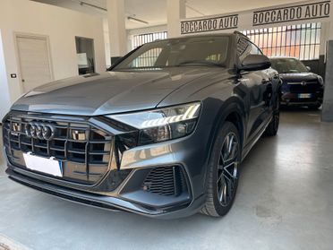 Audi Q8 50 TDI Mild Hybrid S Line Edition Identity Black