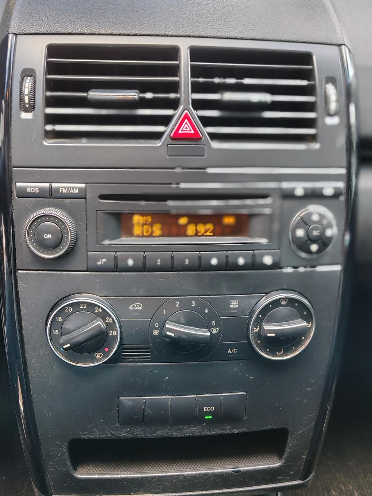 Mercedes-benz A 160 BlueEFFICIENCY Special Edition