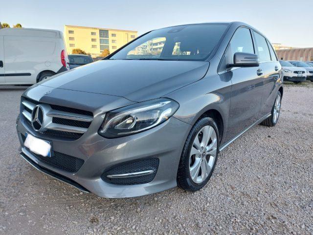 MERCEDES-BENZ B 180 d Automatic AMG