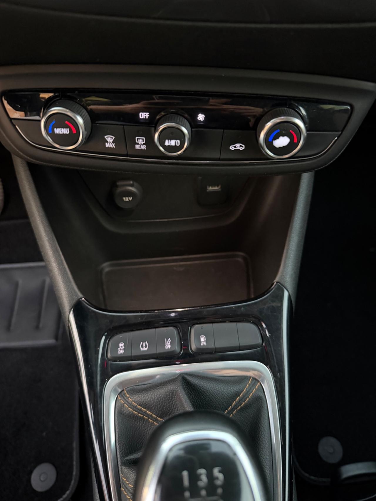 Opel Crossland X 1.2 GPL 12V Innovation