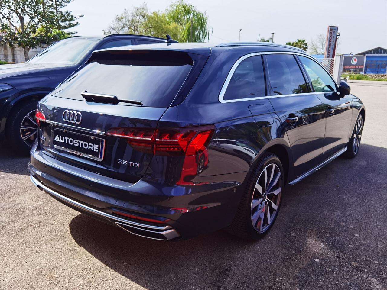 Audi A4 Avant 35 TDI S tronic Business Advanced