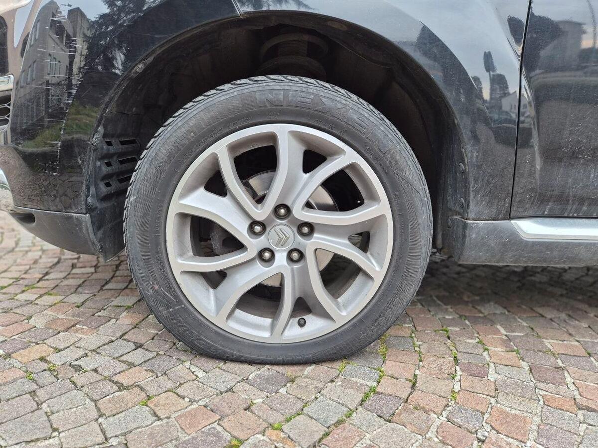 Citroen C-Crosser 2.2 hdi Exclusive dcs