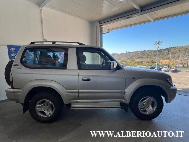 TOYOTA Land Cruiser 3.0 Tdi GX D-4D cat 3 porte KDJ90