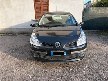 Renault Clio 1.2 16V 5 porte Confort NEOPATENTATI