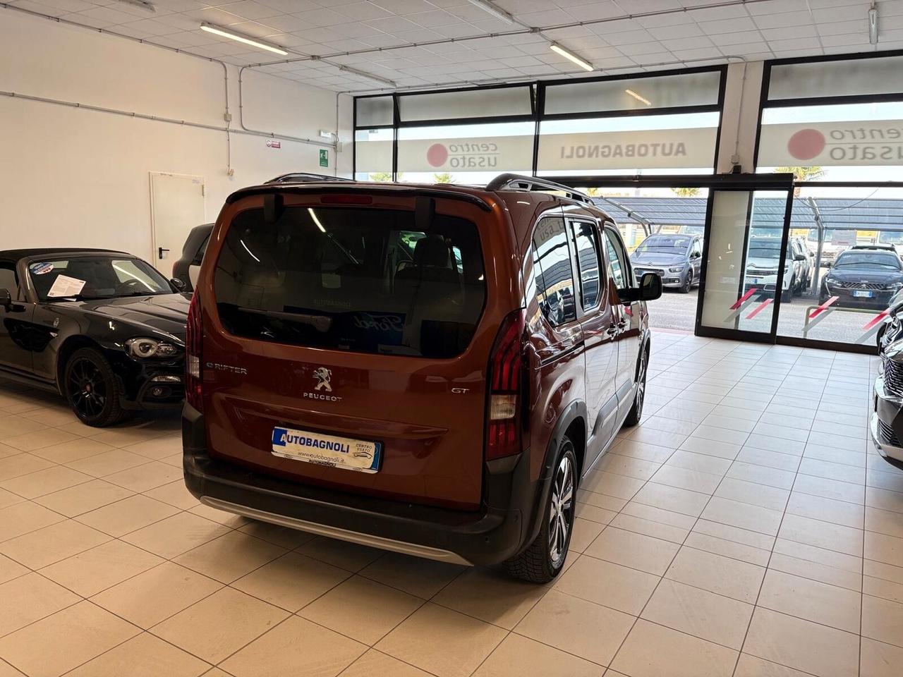 Peugeot Rifter GT motore elettrico 136 CV 50kWh SPOTICAR