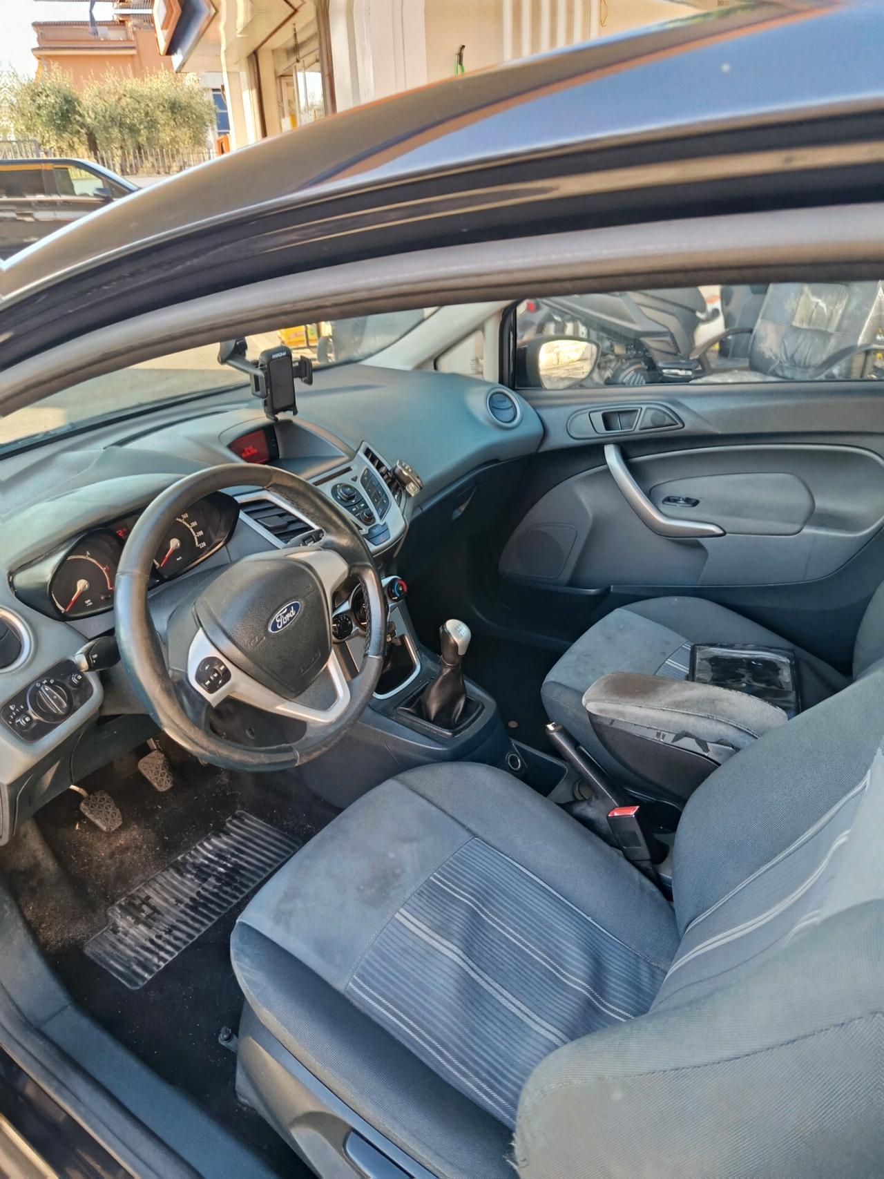 Ford Fiesta 1.4 TDCi 5p. Titanium