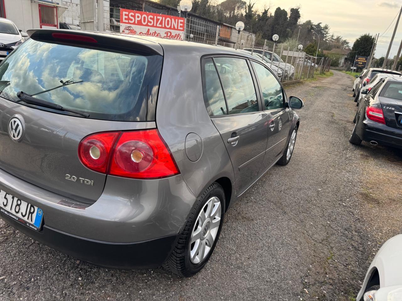 Volkswagen Golf 2.0 16V TDI 5p. Sportline