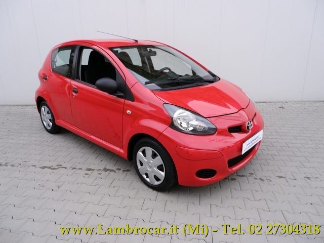 TOYOTA Aygo 1.0 12V VVT-i 5 porte + 4 Gomme Invernali