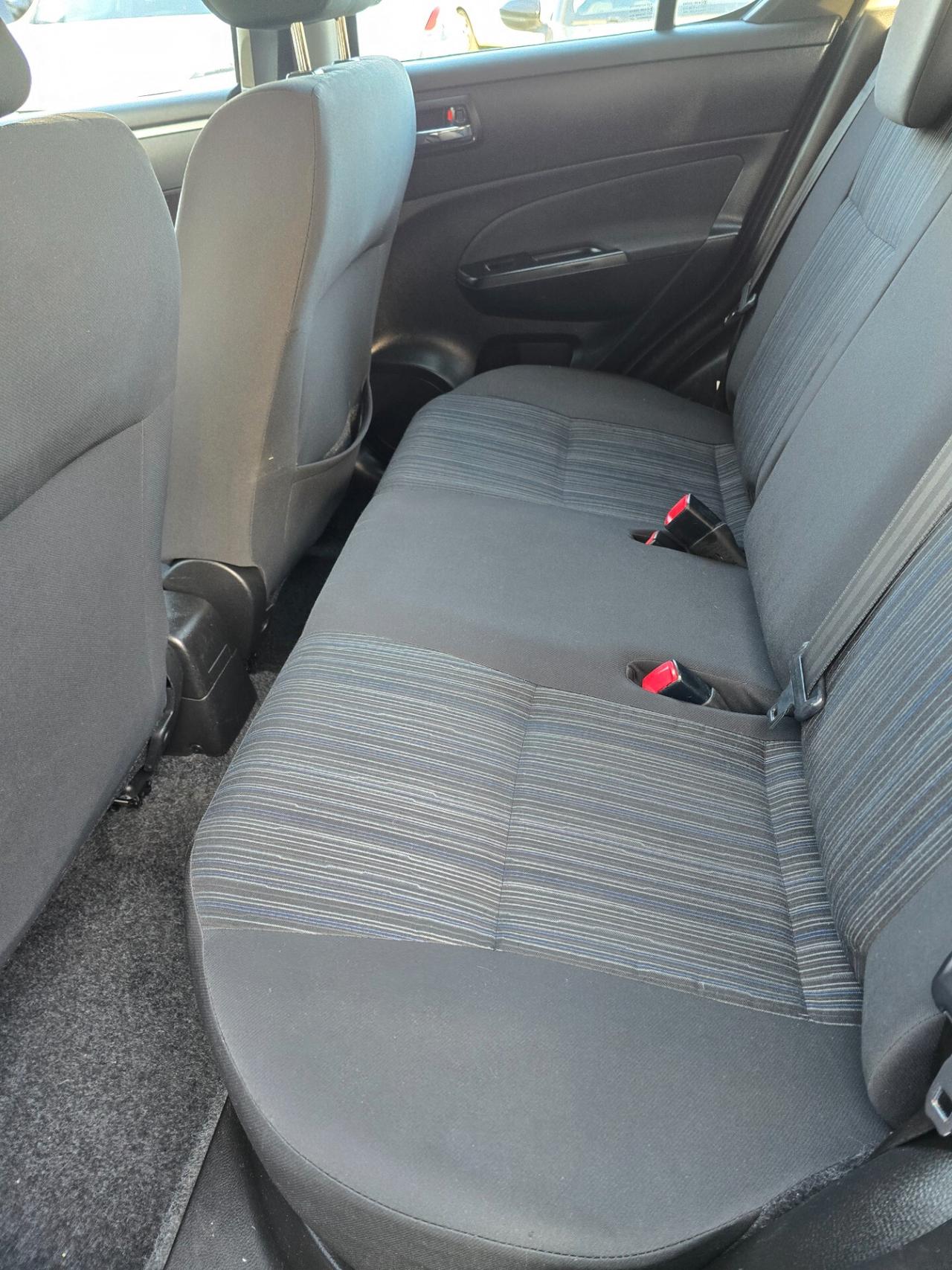 Suzuki Swift 1.2 VVT GPL 5 porte B-Cool Bi-Color