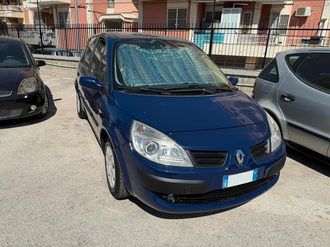 Renault Scenic 1.5 dCi/105CV Serie Speciale