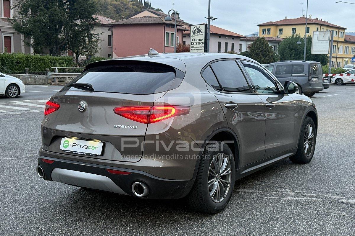 ALFA ROMEO Stelvio 2.2 Turbodiesel 210 CV AT8 Q4 Executive